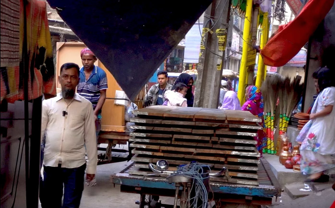 Yunus Sharif — Back among people