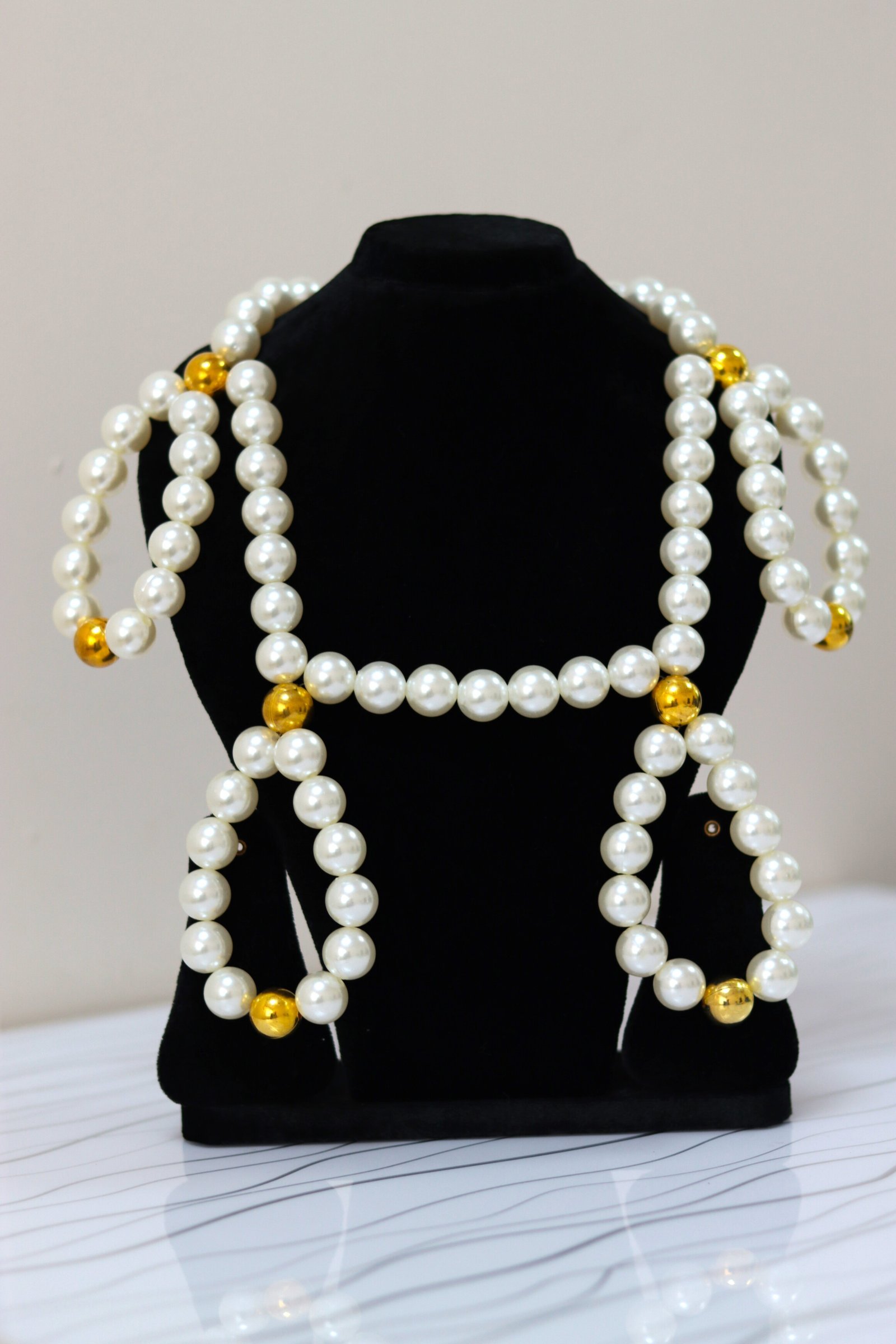 Golden Pearl Lattice Necklace