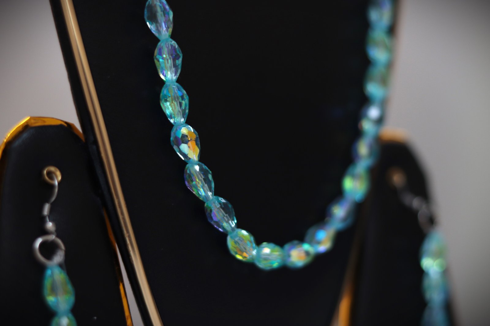 Aqua Crystal Necklace Set