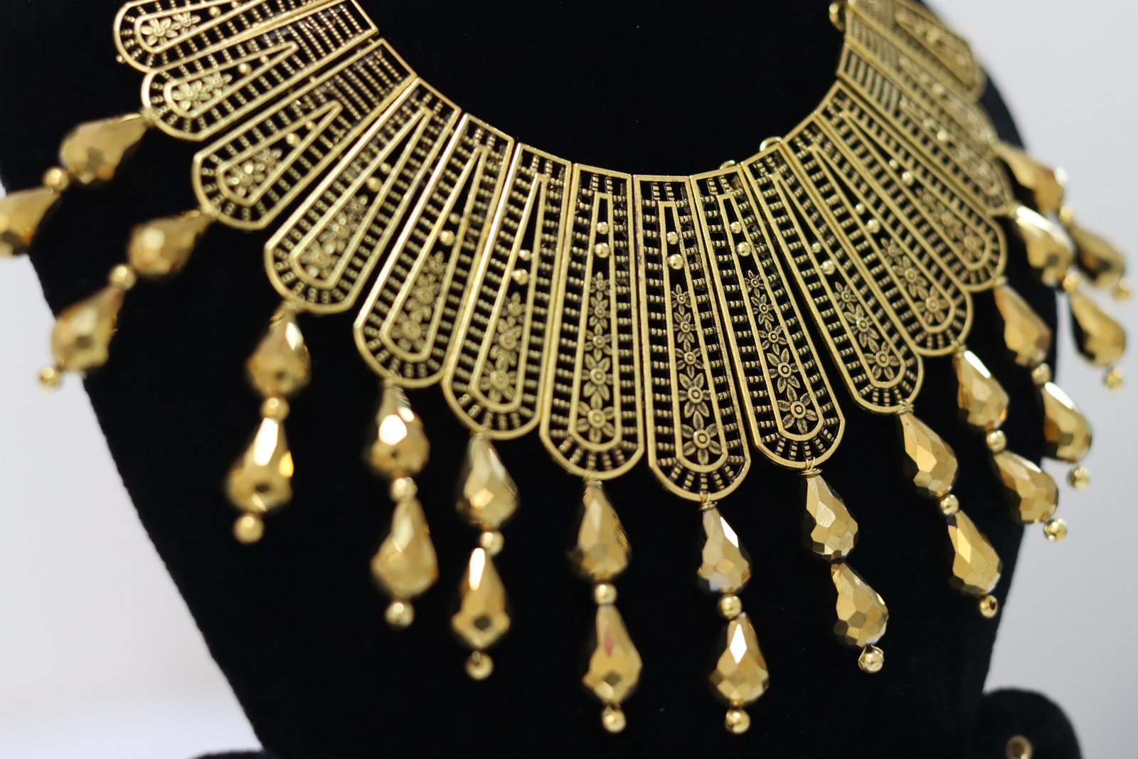 Golden Filigree Statement Choker Set