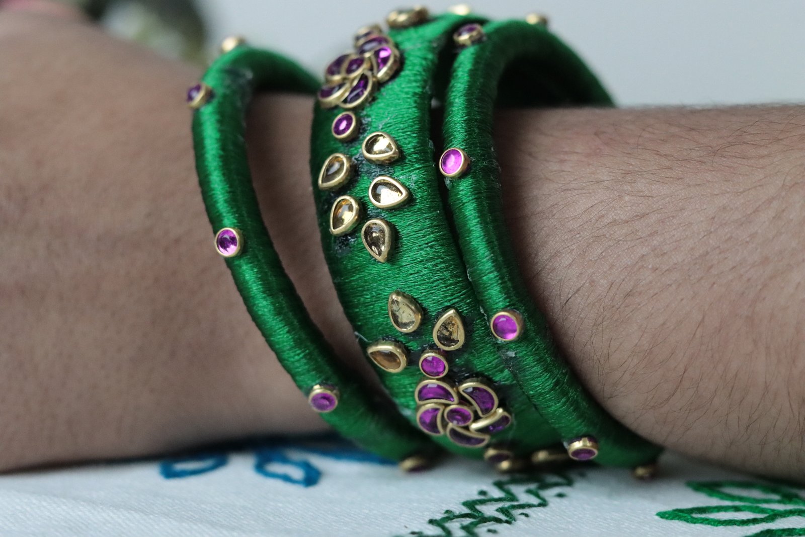 Emerald Green Silk Kundan Bangles