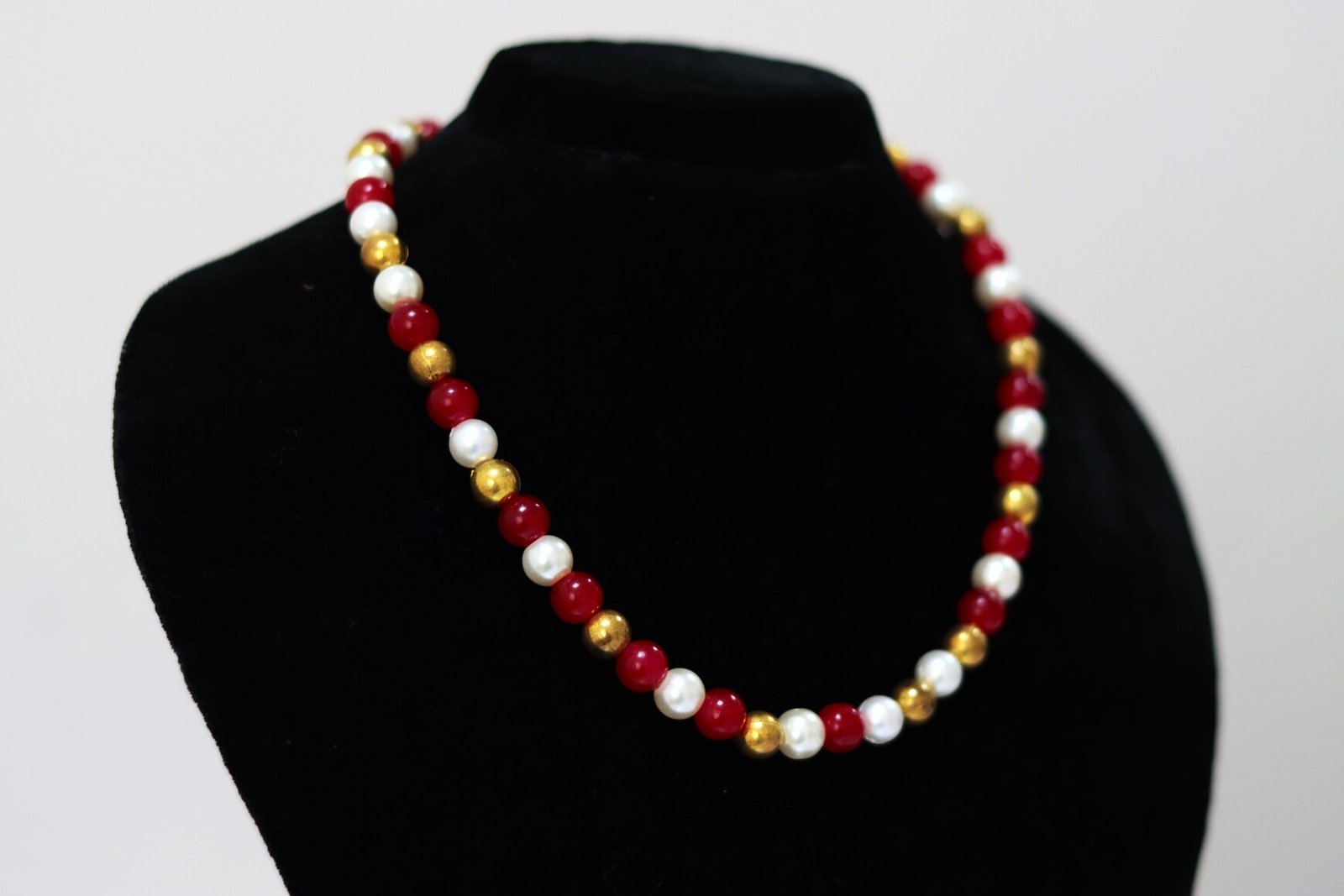 Red & Gold Pearl Choker