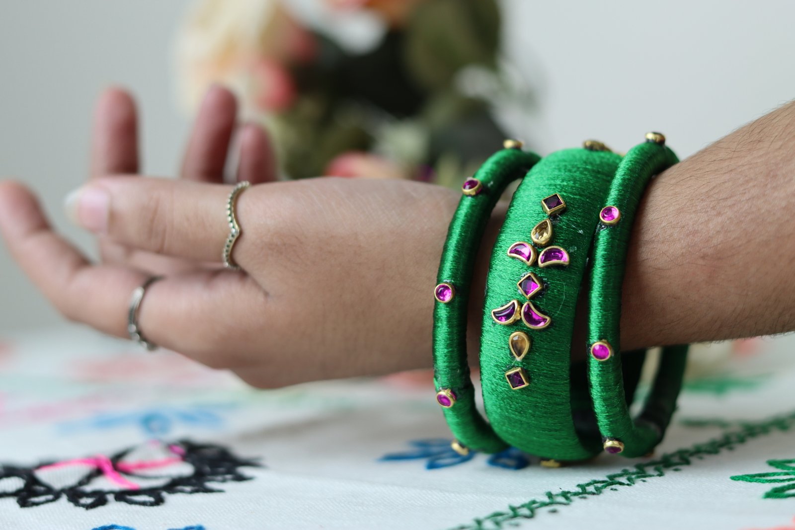 Emerald Green Silk Kundan Bangles