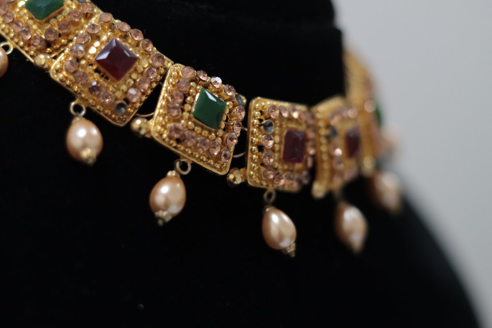 Royal Kundan & Pearl Choker